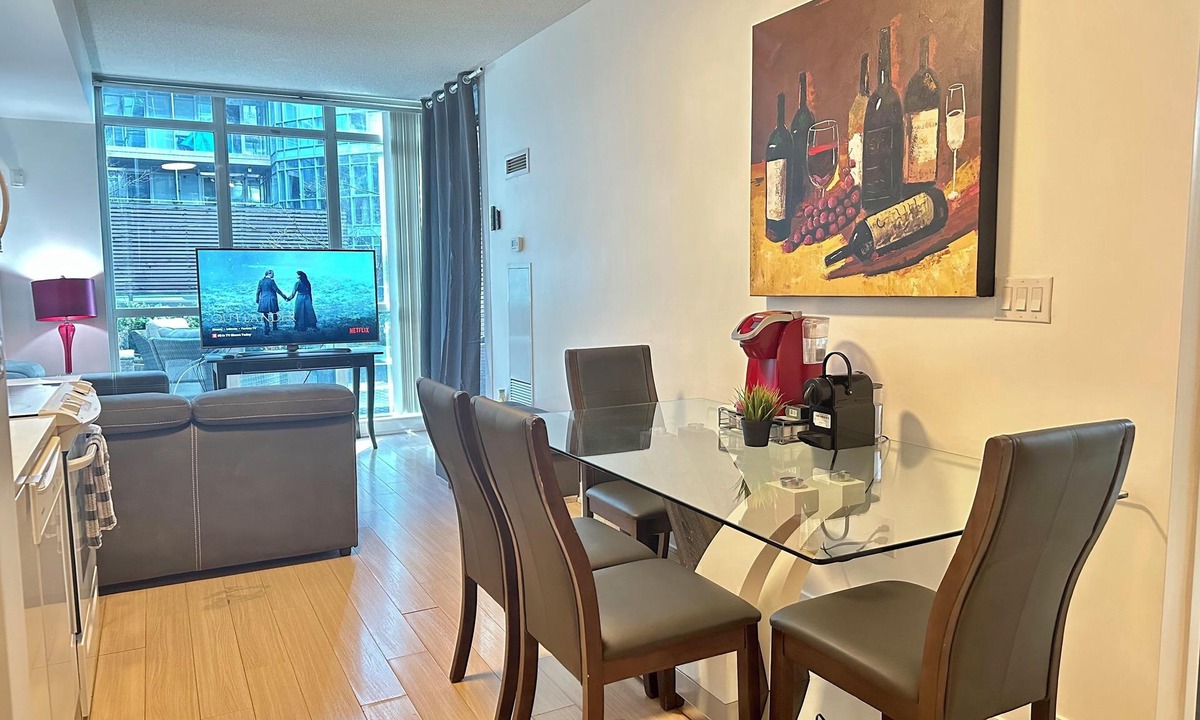 CityPlace Hotel | 1Bdrm+den w/2real beds+sofabed&Terrace&parking