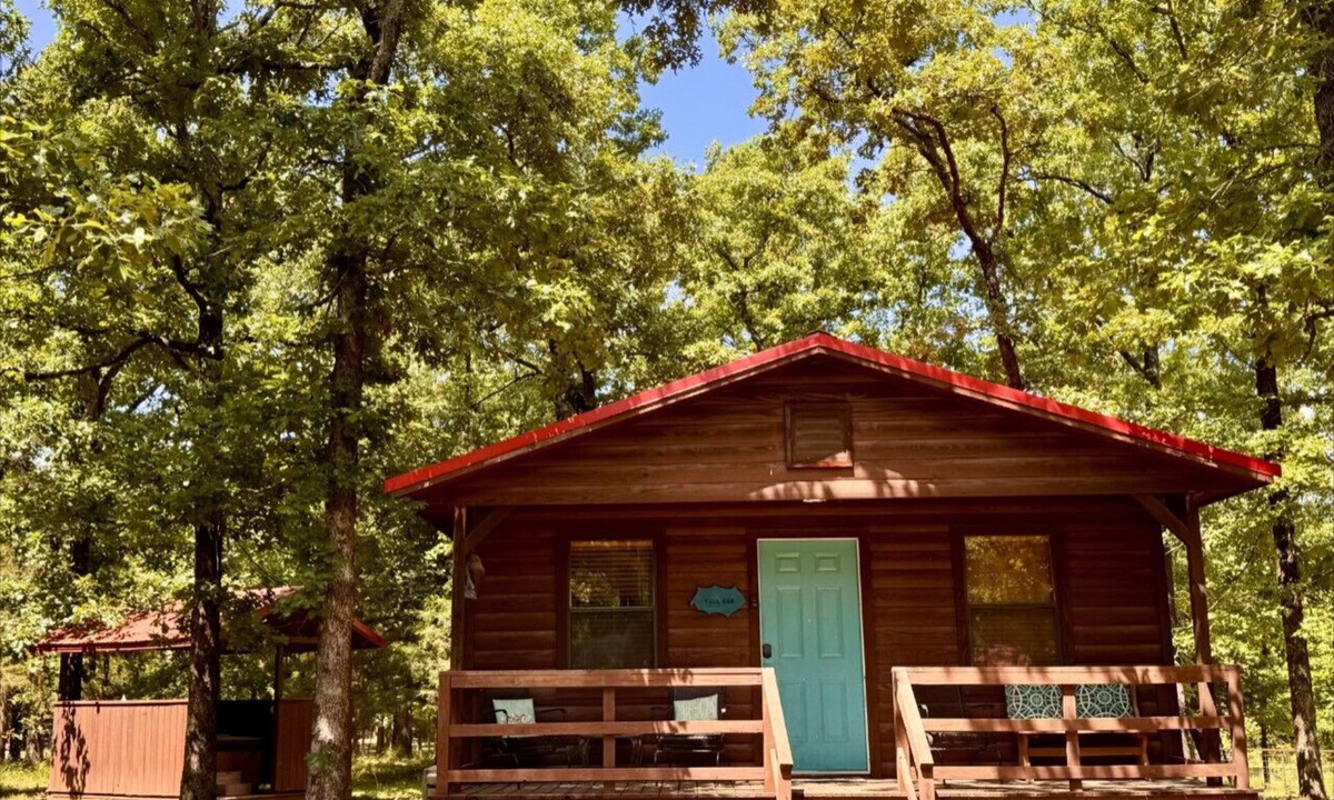 Hochatown Cabin | 1BR Hochatown Cabin w/Private Hot Tub