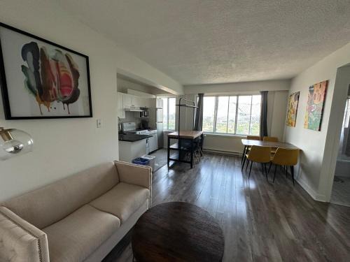 Shaughnessy Village Apartment | 2BDRS at heart of DT, 2 metros, Concordia