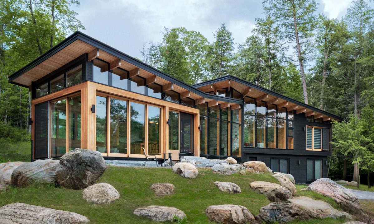 Muskoka Lakes Cottage | 3 bed 3 bath cottage on Walkers Point, Lake Muskoka