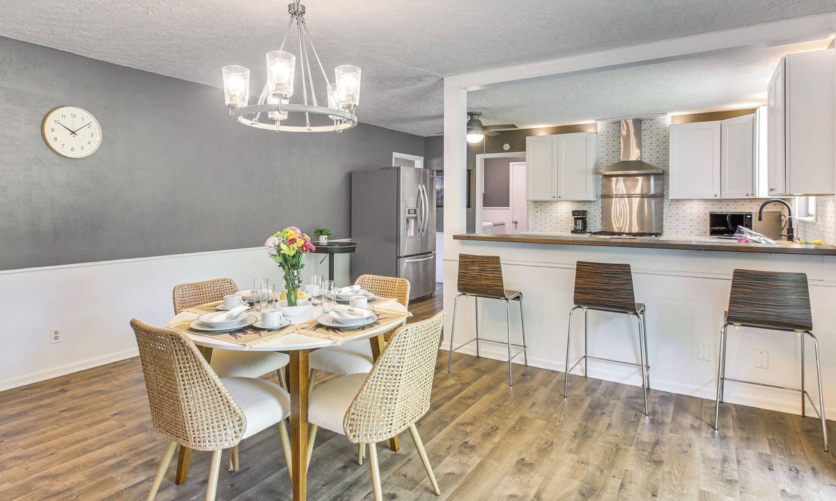 Norman House | 3 Mi to OU Campus: Norman Home w/Sleek Interior!