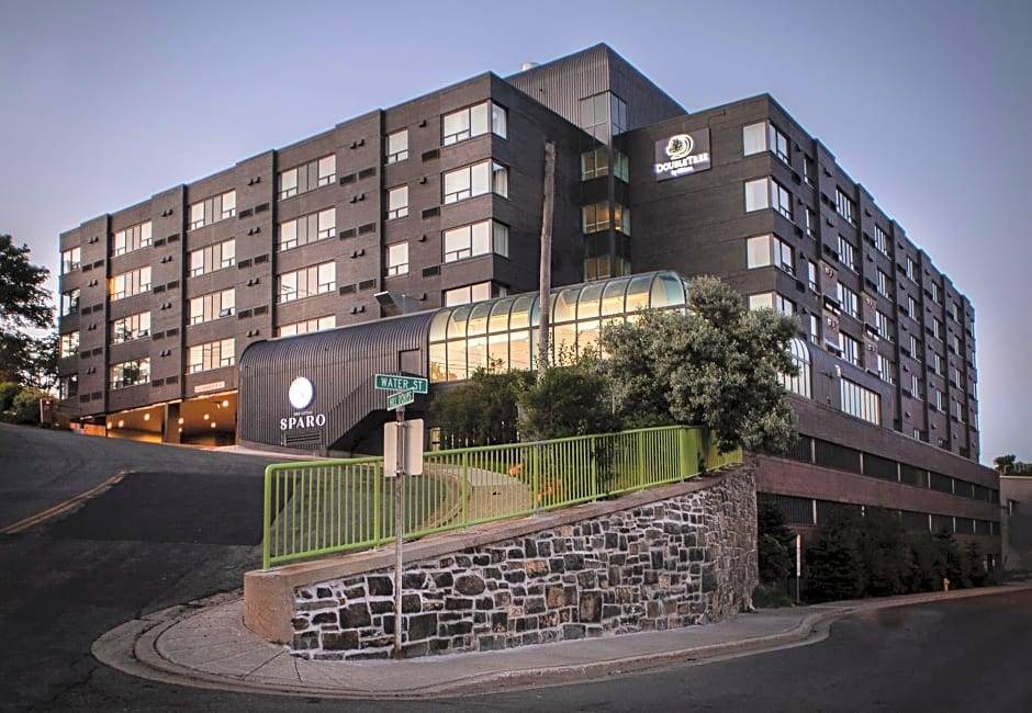 Downtown St. John's Hotel | 3-Star Hotel ∙ DoubleTree by Hilton St. John's Harbourview