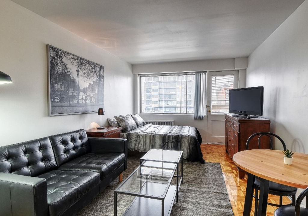 Milton Park Apartment | #511 Beautiful, Fully Furnished Studio APT in Plateau Mont-Royal