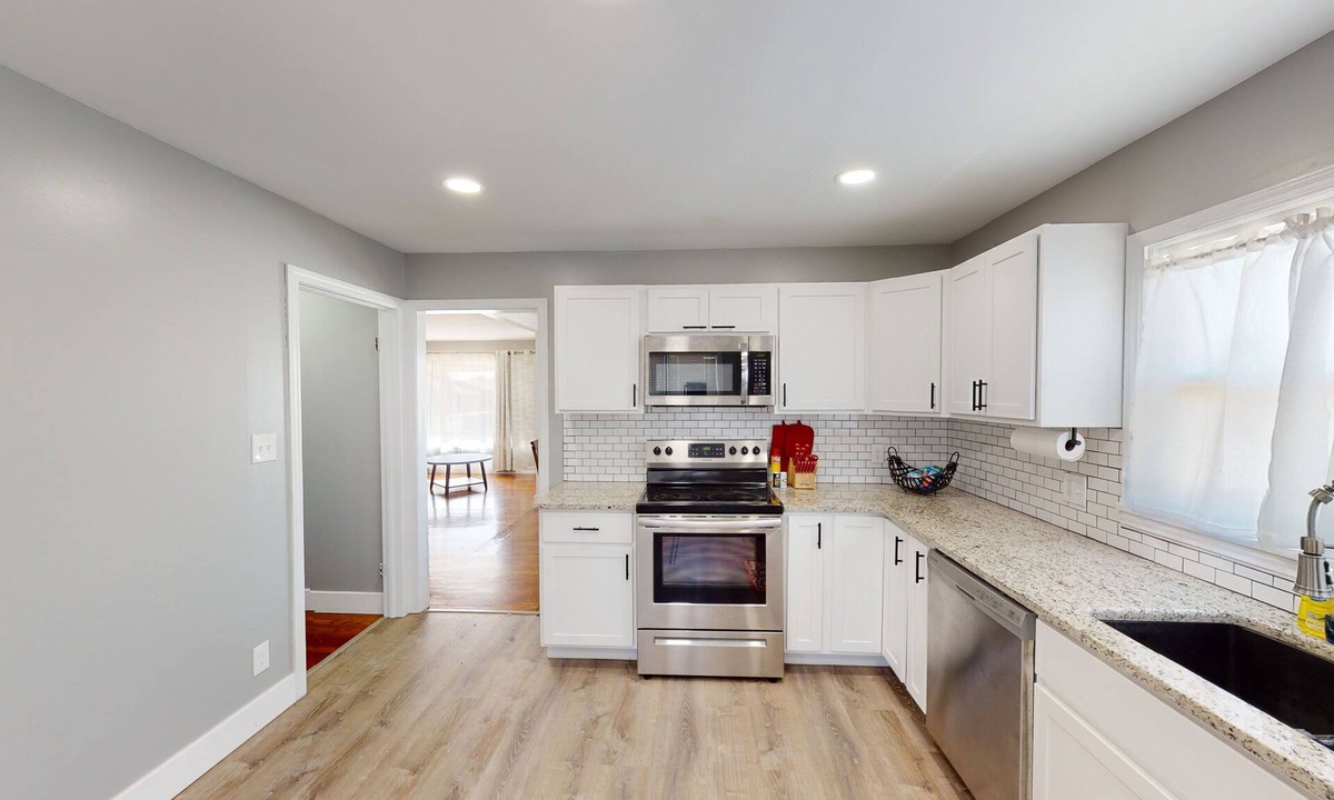 Hays House | 7 bed 3 bath fully renovated home that boasts 2 living rooms, a MUST see!