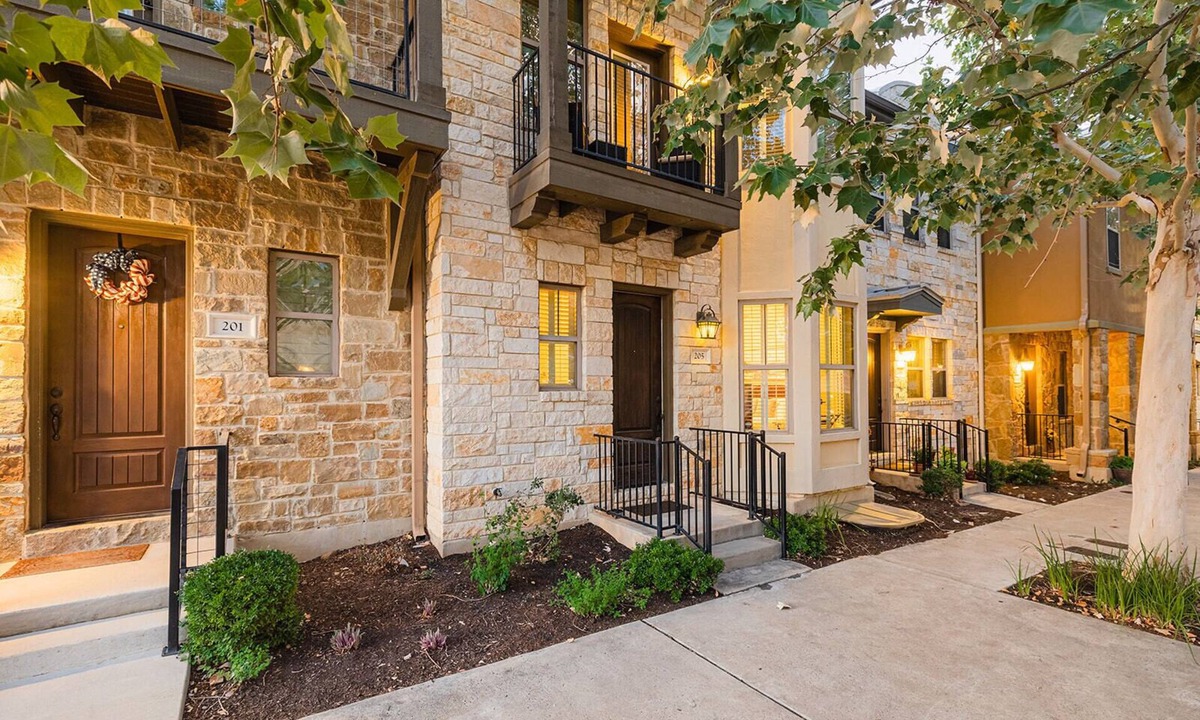 Georgetown House | A Unique Experience With Private Elevator, Rooftop Terrace, San Gabriel Views!