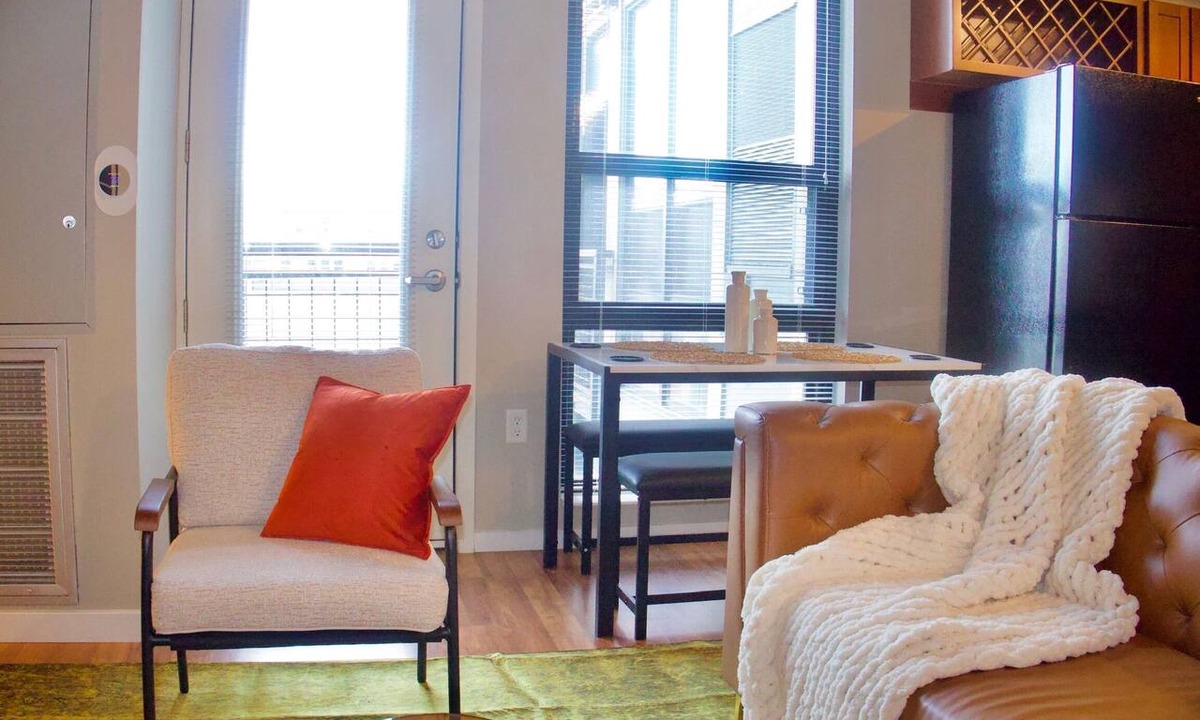 Old West Side Apartment | A2 Gem—Everything U of M & More!
