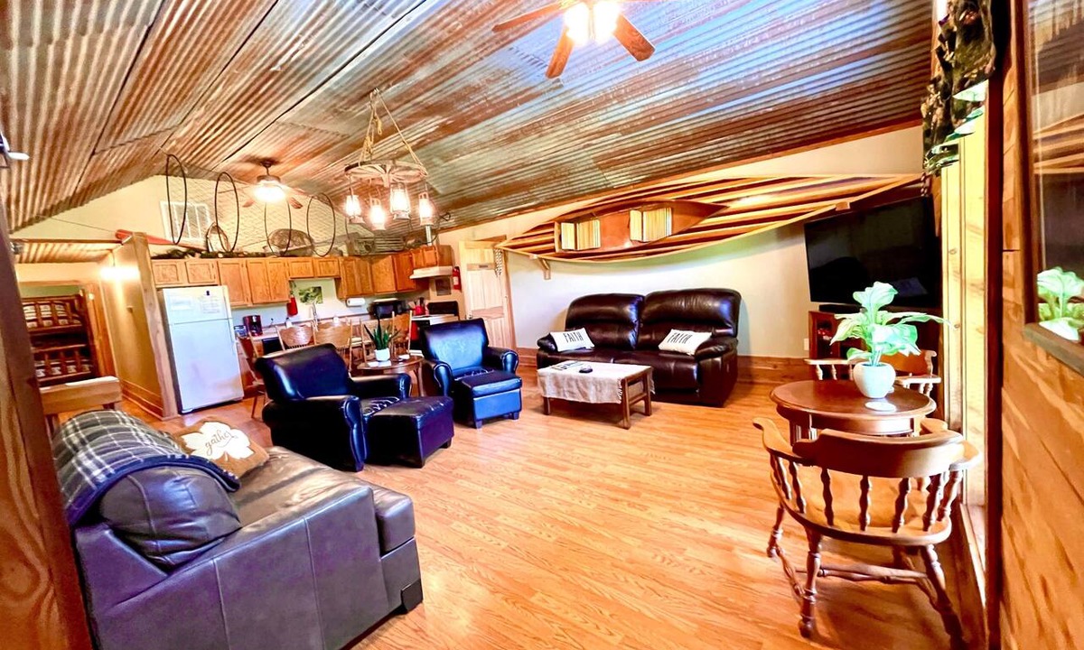 Norfork House | Adventure Suite, Gatherings, River view, Wade-in Access