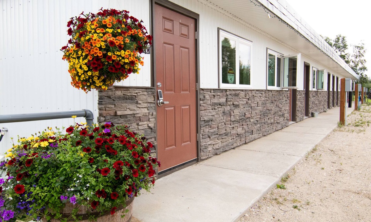 Delta Junction Hotel | Alaska Frontier Inn