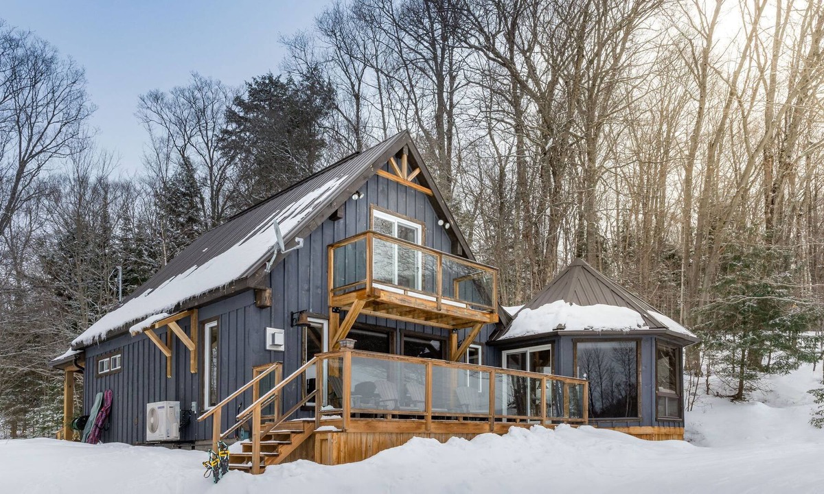 Eagle Lake Ski Chalet | *Apres Chalet*- Ski, Bike or Hike in & out