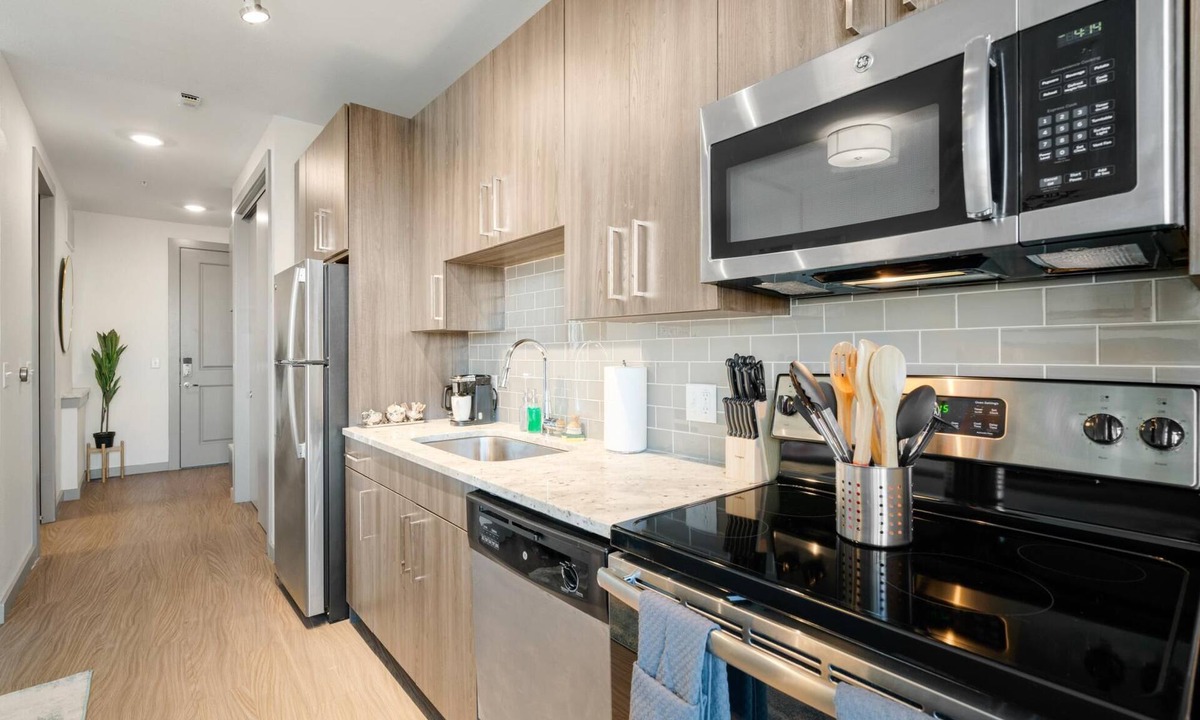 Central Arlington Apartment | Arlington Trendy Studio Apartment