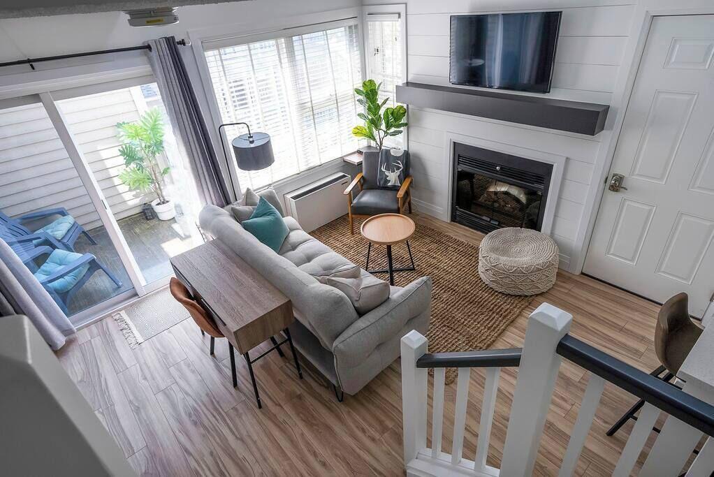 Craigleith Apartment | Arrowhead Retreat | Pool & Shuttle w/Patio