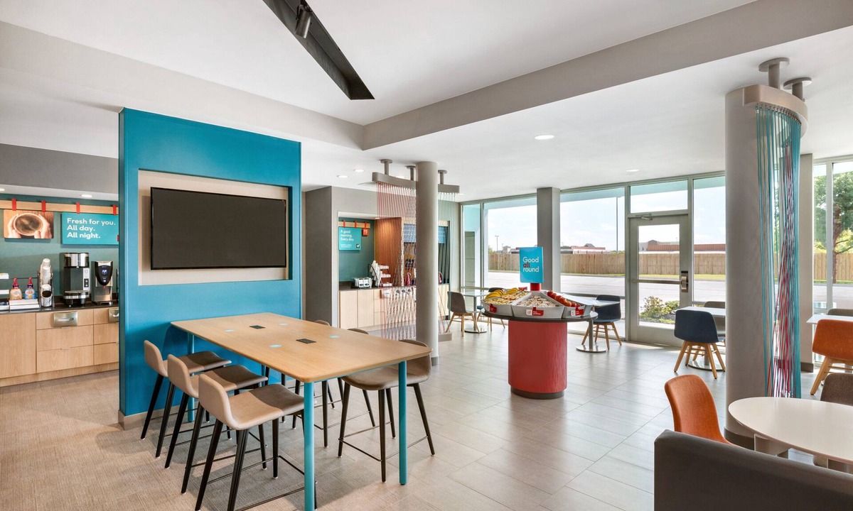 Fort Worth Hotel | avid hotel Fort Worth Downtown by IHG