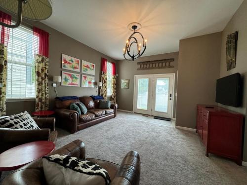 Monroe House | Battlefield Getaway