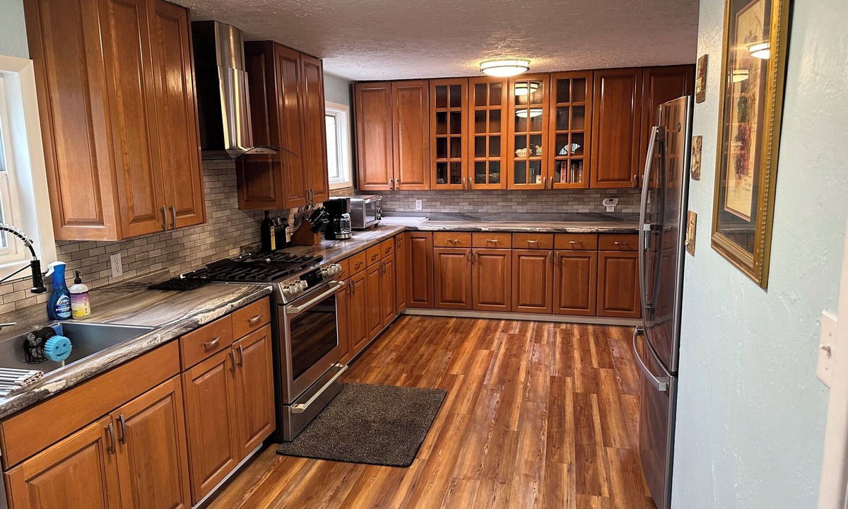 Chugiak House | Bear Mountain View 4BR House, 25 min outside of Anchorage. Pets welcome