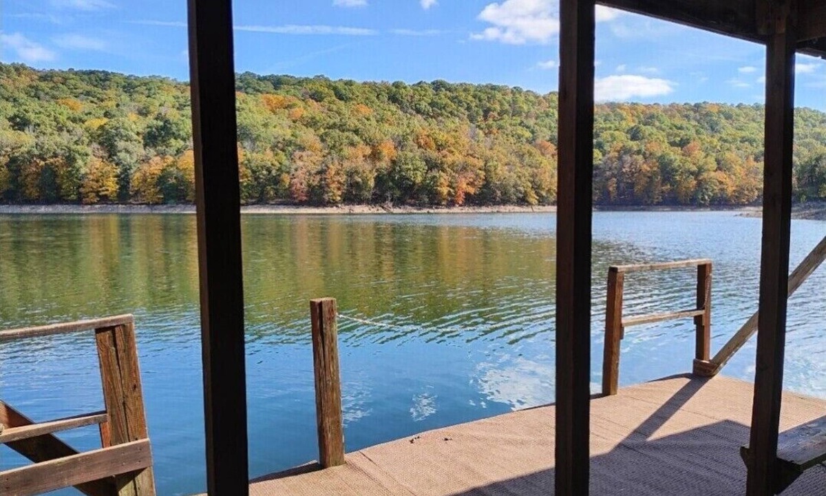 Garfield Cabin | Bears Den-Secluded cove, Lakefront Cabin, Lake access and amazing lake view