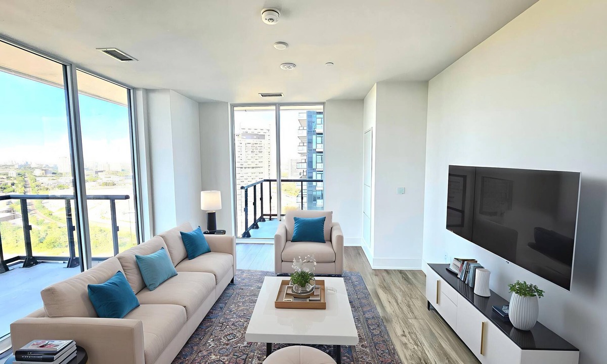 North York Condo | Beautiful Location & View Central Toronto 2Bed 2Bath with Parking - New Building