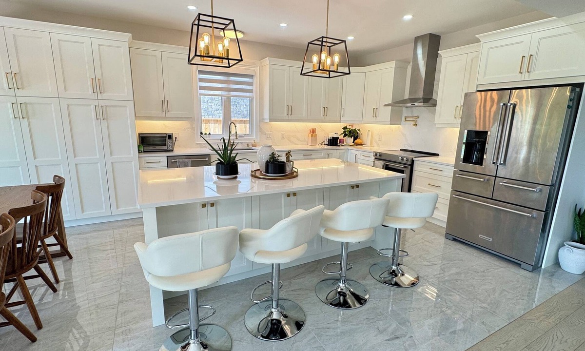Niagara Falls Villa | Beautiful Modern Luxury Cozy House