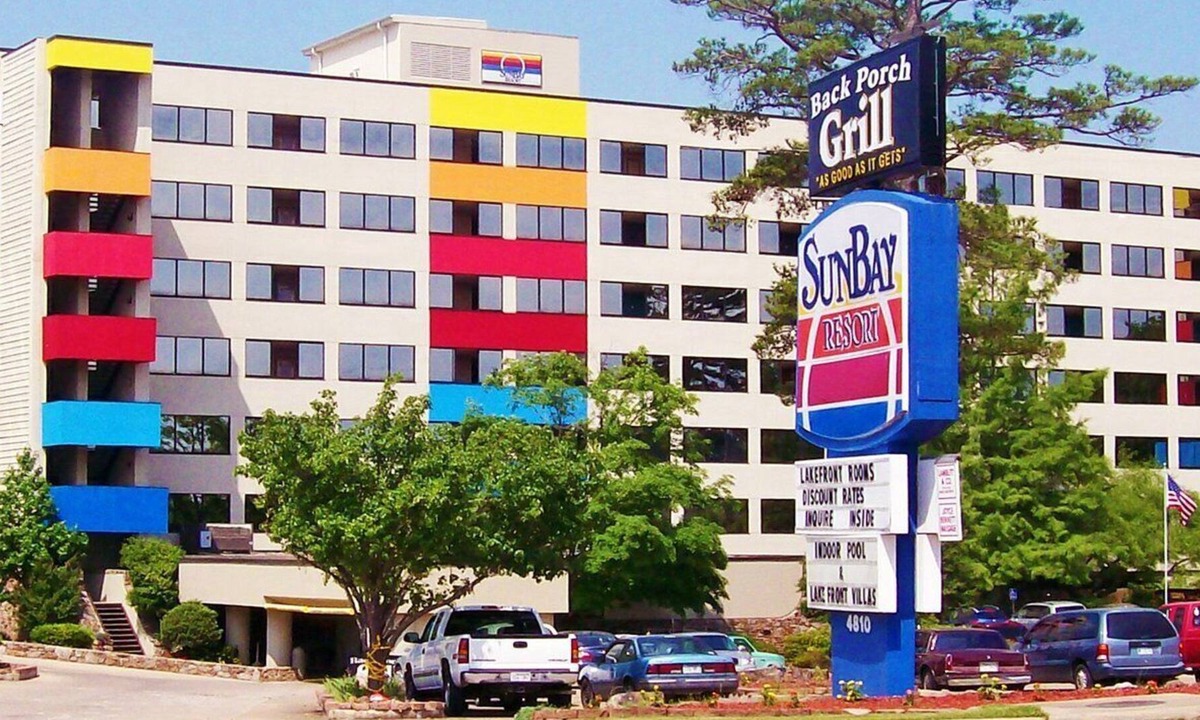 Hot Springs Apartment | Beautiful studio unit at resort, sleeps 4