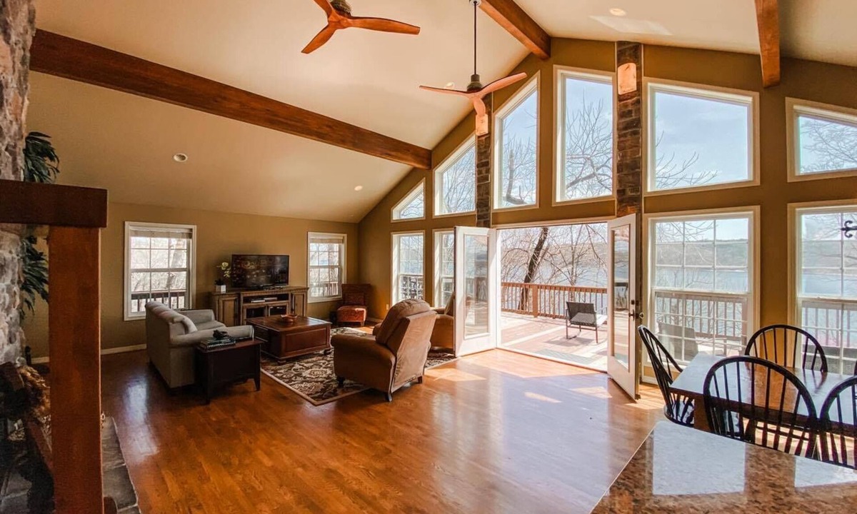 Beaver Shores House | Beaver Lakefront Luxury+Views+Hot Tub+Spacious+Fun