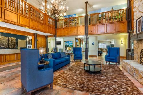 Glen Rose Hotel | Best Western Dinosaur Valley Inn & Suites