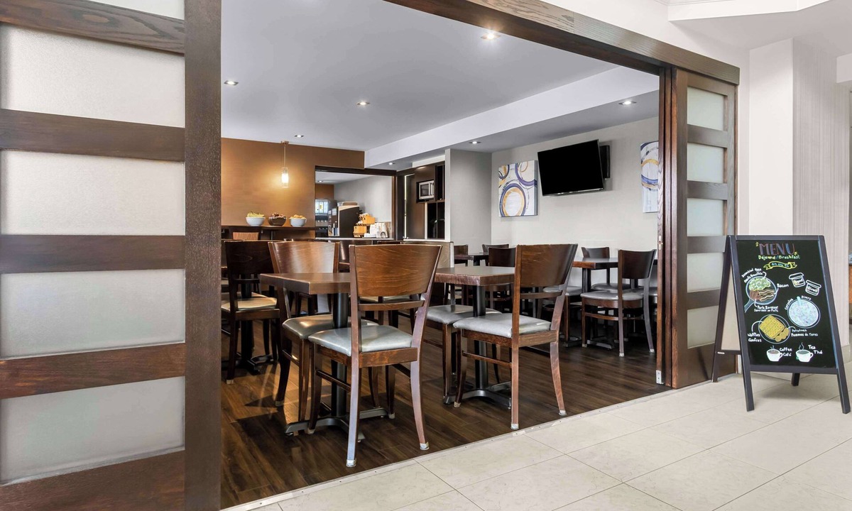 Mont-Laurier Hotel | Best Western Plus Mont-Laurier