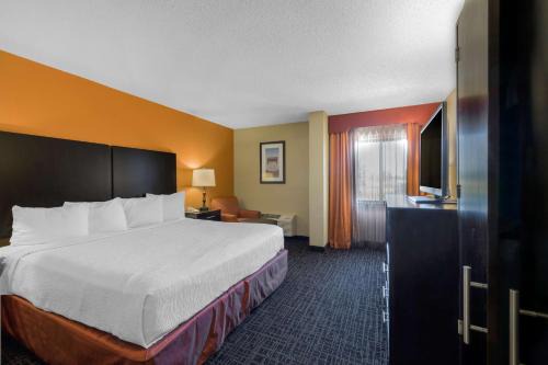 North Platte Hotel | Best Western Plus North Platte Inn & Suites