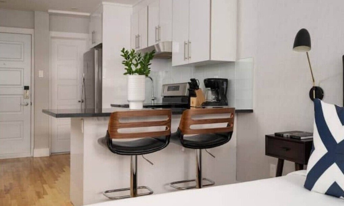 Milton Park Apartment | Bright & Modern Studio - Le Plateau