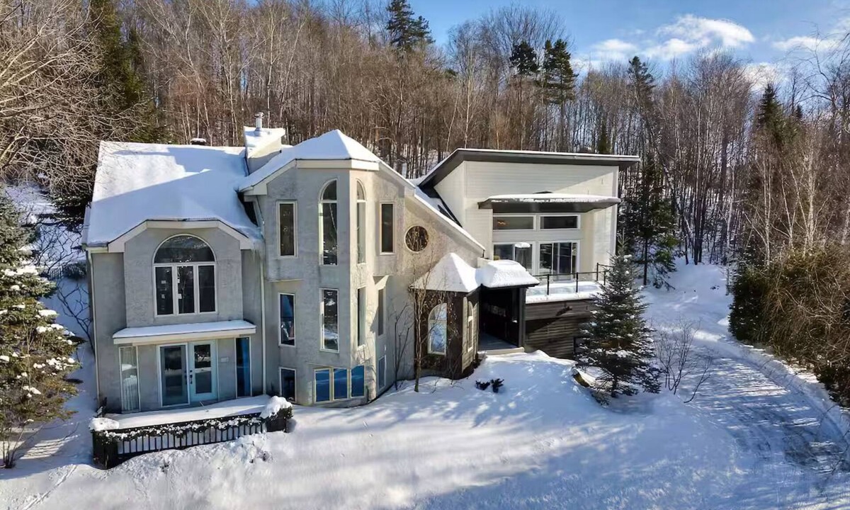 Prevost Ski Chalet | Cali-Tier: Like a California House IG: @13lacksheep