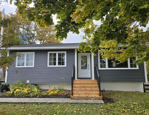 Terra Nova House | Calm on the Crescent