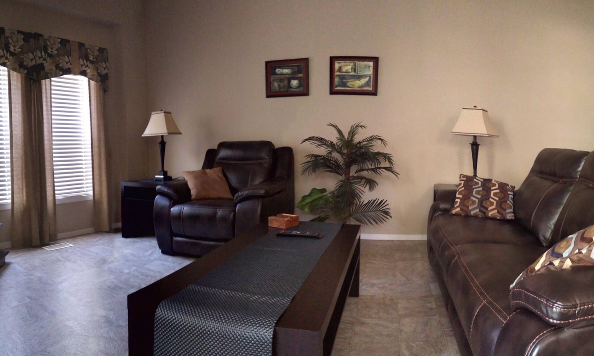 Gull Lake Apartment | Campbell's Clean & Comfortable Modern Duplex 4472B