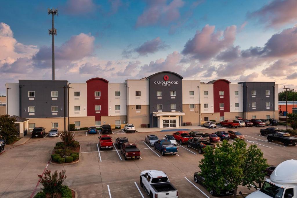 Longview Hotel | Candlewood Suites Longview by IHG
