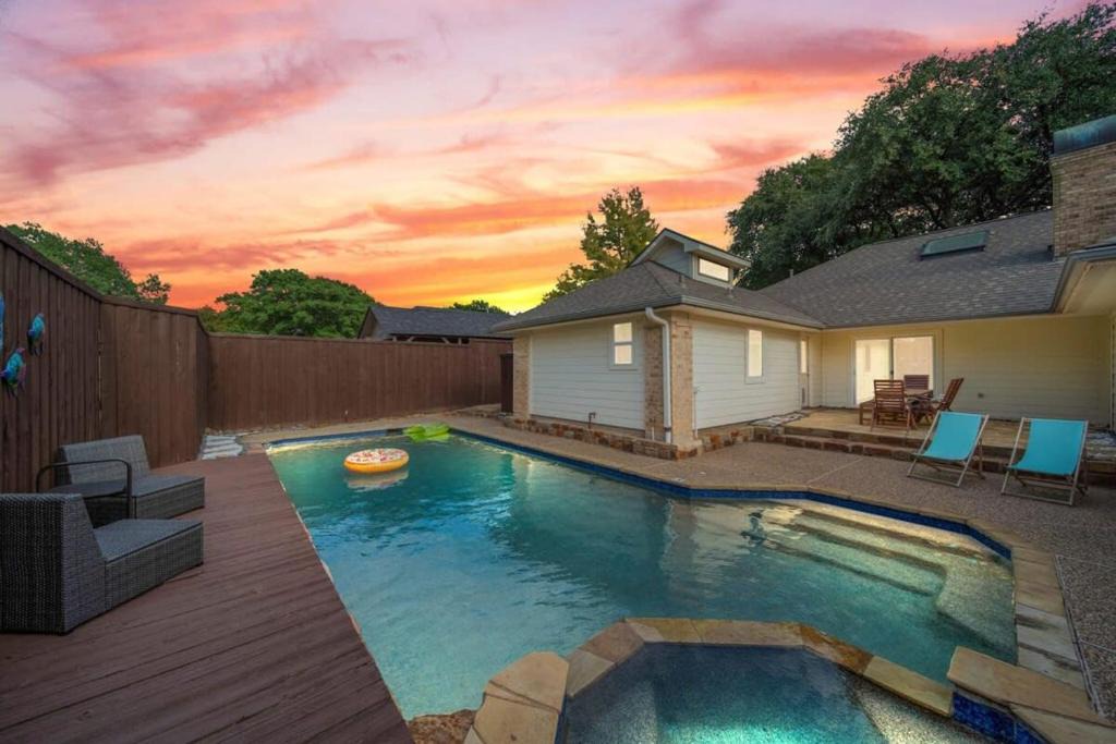 Plano House | Central Plano 4-BD 2-BA Pool Retreat, Sleeps 10