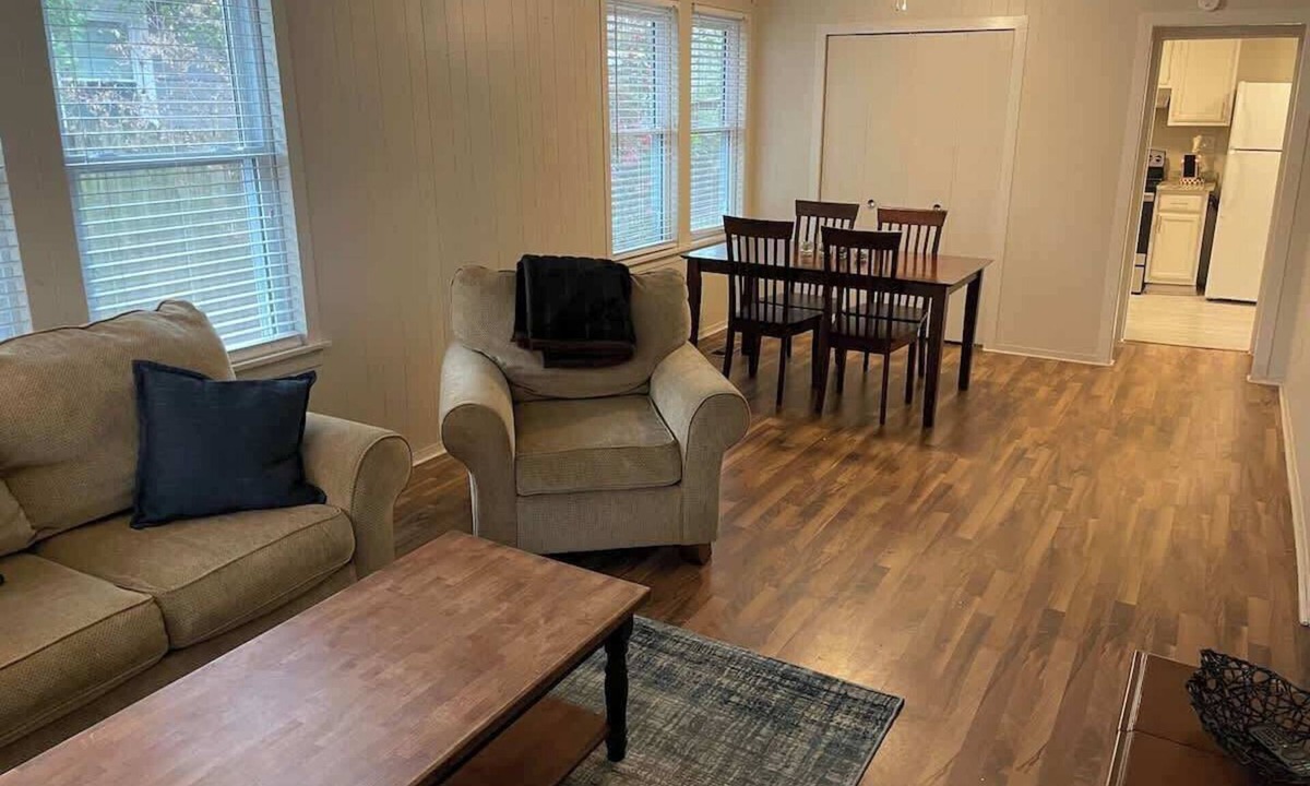 Hillcrest House | Centrally Located Hillcrest Retreat in Little Rock