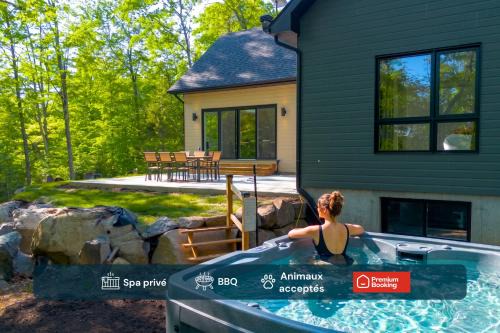 Argenteuil Regional County Municipality Ski Chalet | Chalet Boréale with Private Spa & Billiards, Golf & Carling Lake