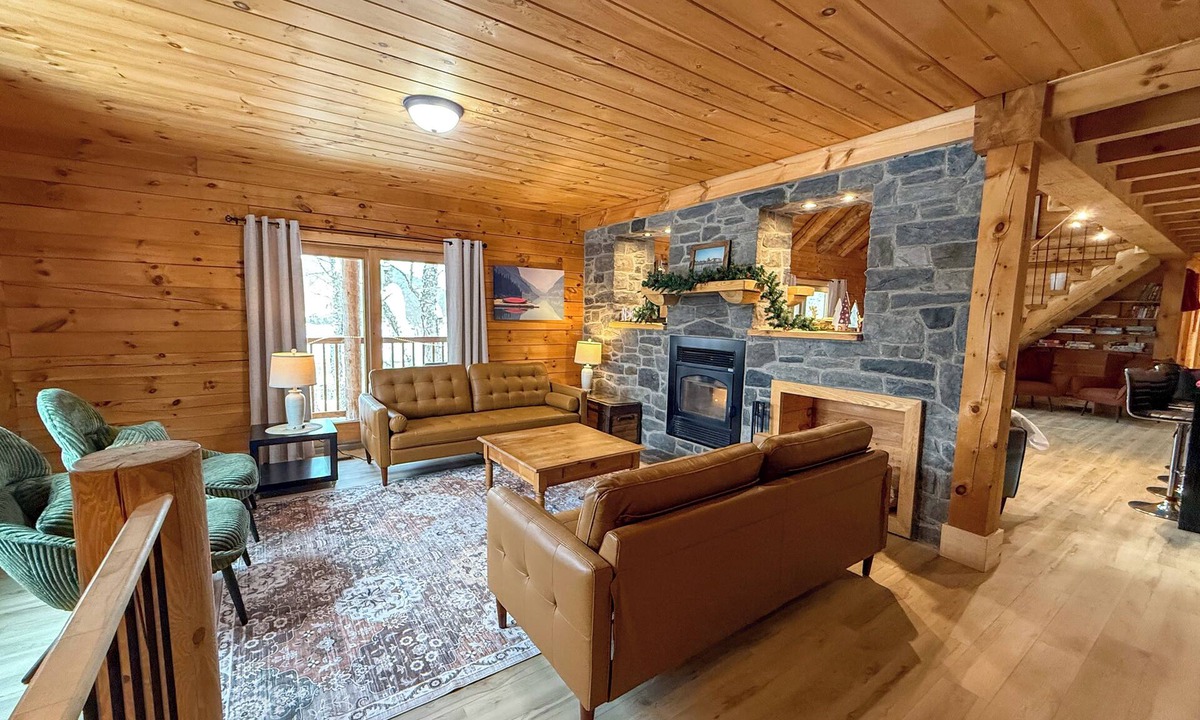 Saint-Raymond Ski Chalet | Chalet La Source Rouge -SPA/Luxury/Nature near Quebec City