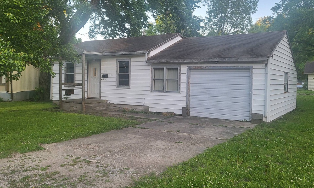 Lamont House | Charming 1-bedroom house with AC in pleasant Burlington