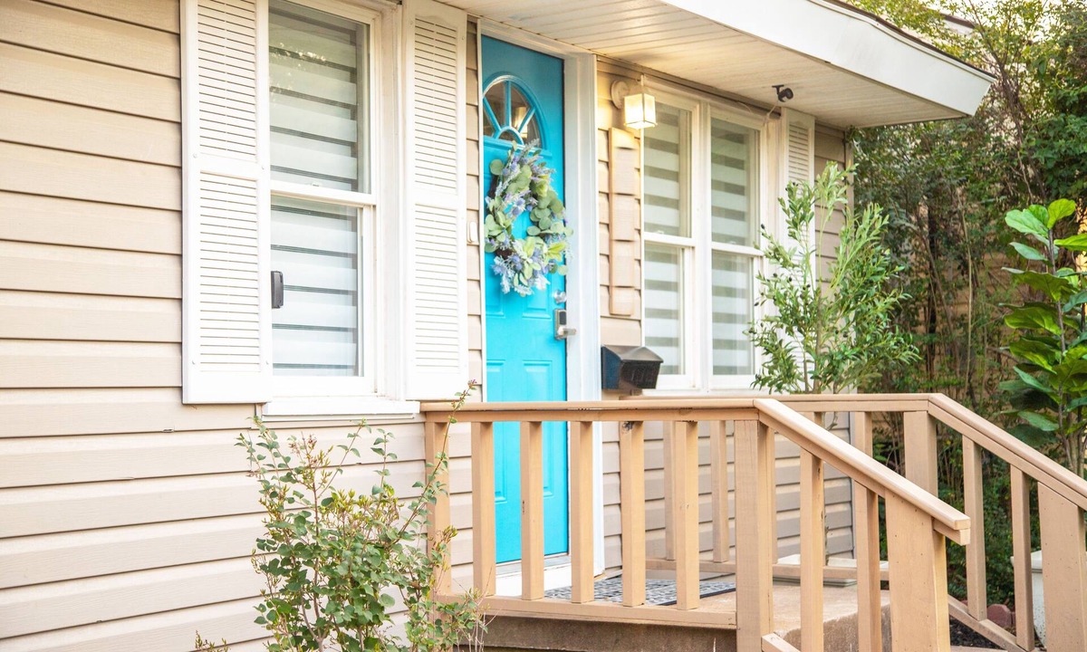 Central Oklahoma City Cottage | Charming 2-bedroom cottage in fabulous Oklahoma City with AC, WiFi