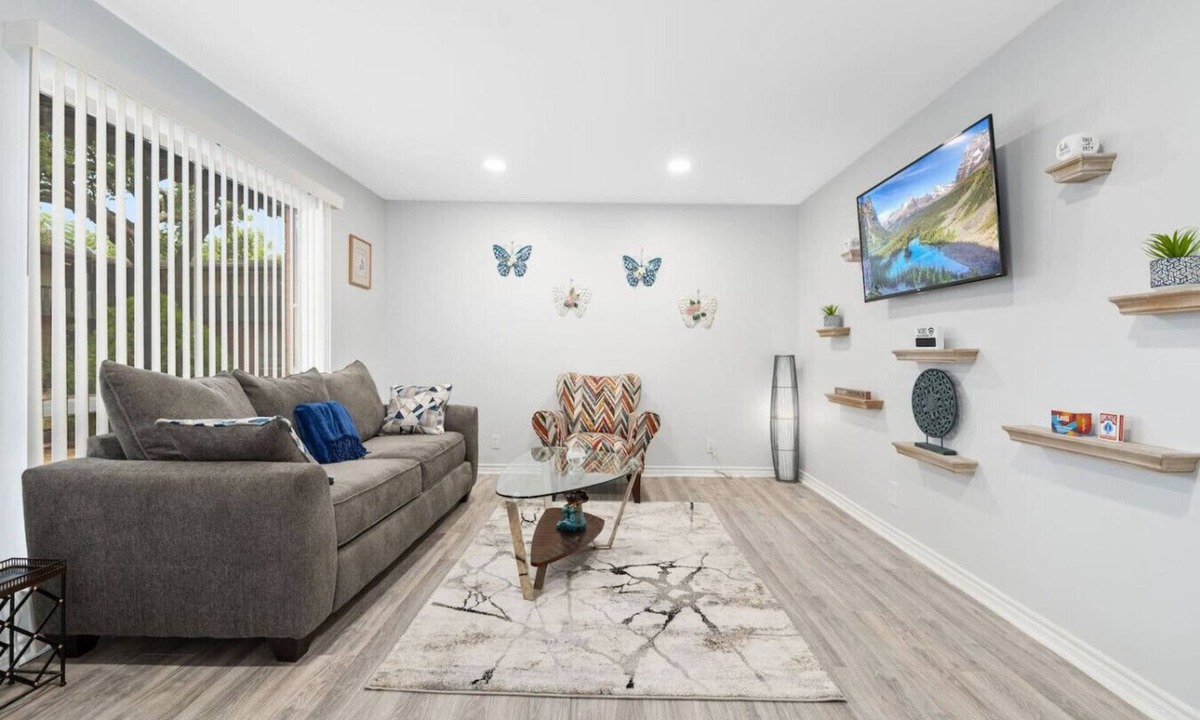 Junius Heights Apartment | Charming 2 BR near Deep Ellum