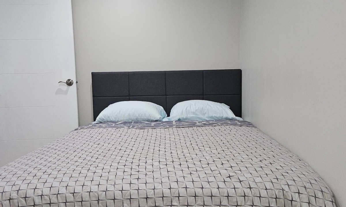 Transcona Bed & Breakfast | Charming and exclusive 2-bedroom basement in Winnipeg with WiFi, AC