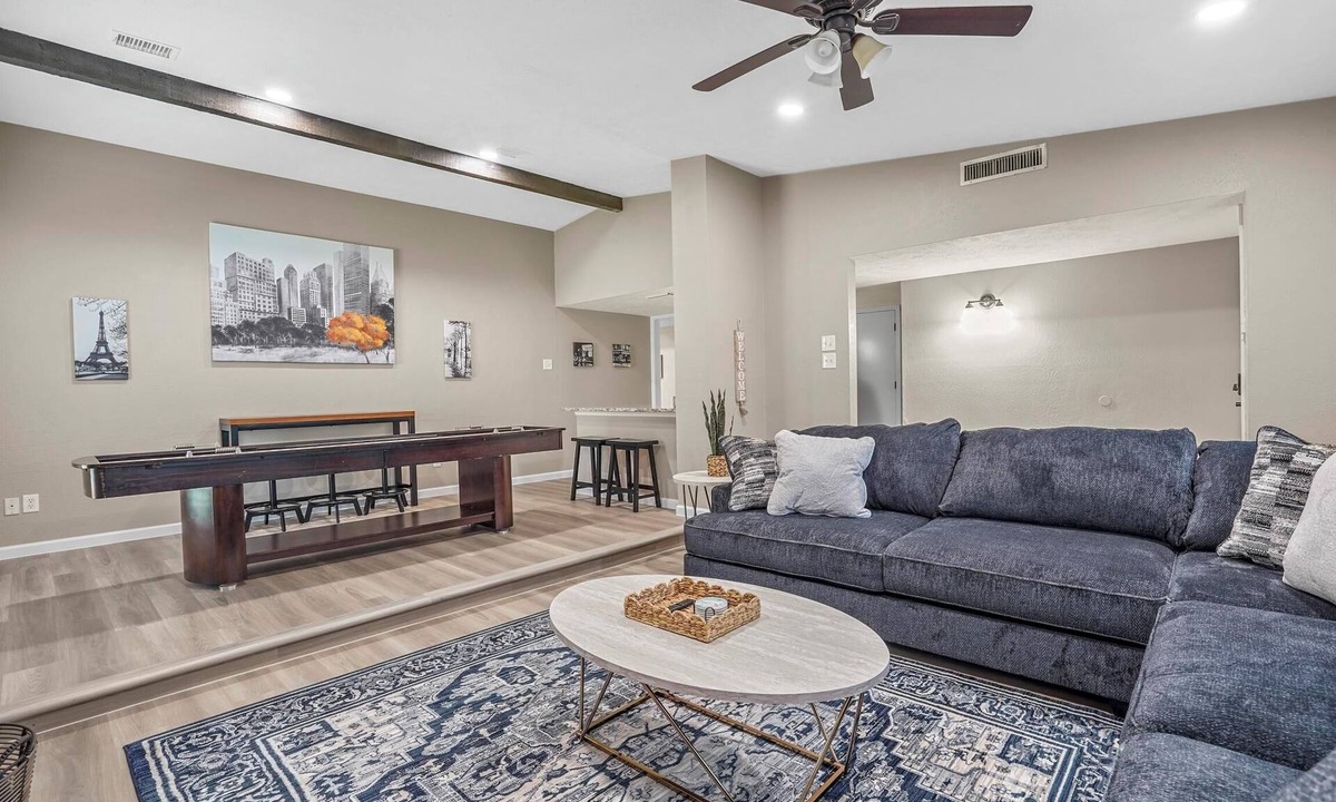 Bedford House | Charming Bedford 4BR Gameroom - World Cup Welcome!