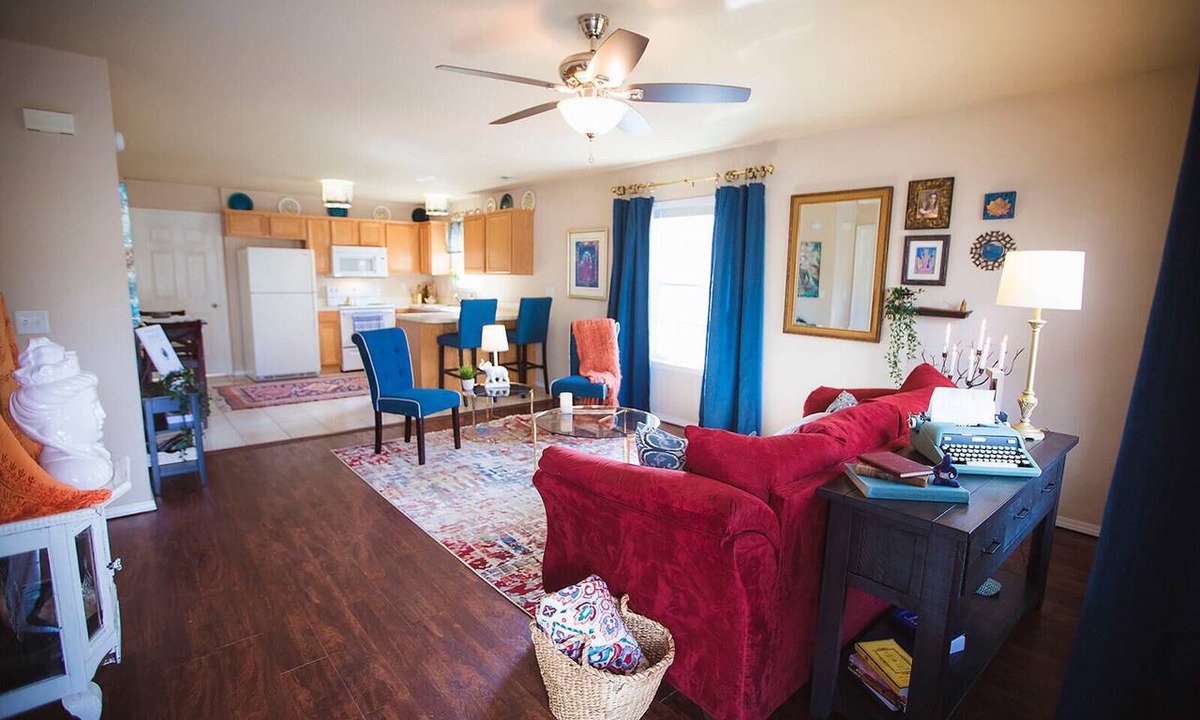 Downtown Apartment | Charming, trailside, near downtown and museum 2BR 2BA apartment