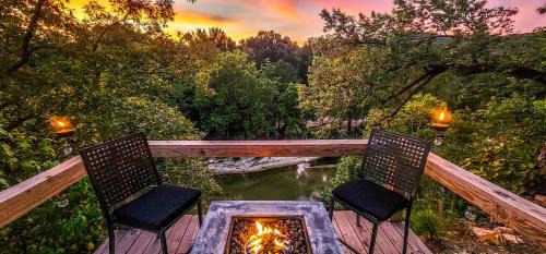 Boswell House | Cliffside at Piney Falls - Creek Access - Sweeping Views