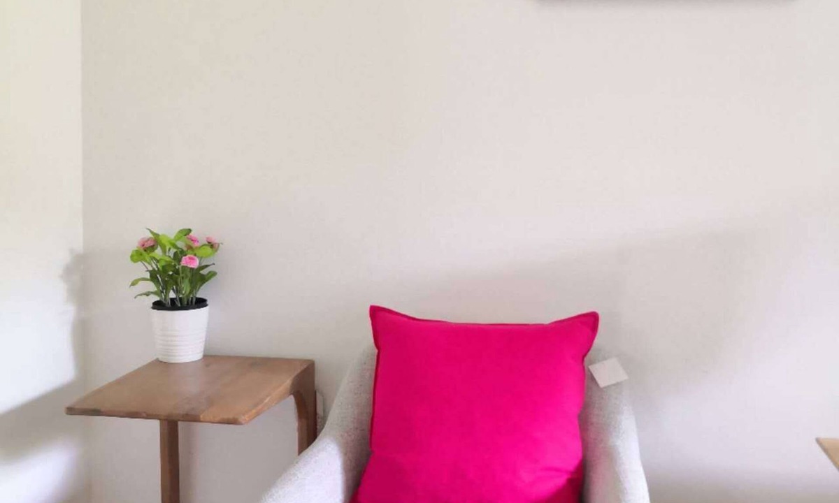 Bayview Woods - Steeles House | Comfort and Bright House 7 minutes to Finch Station in Toronto big space.