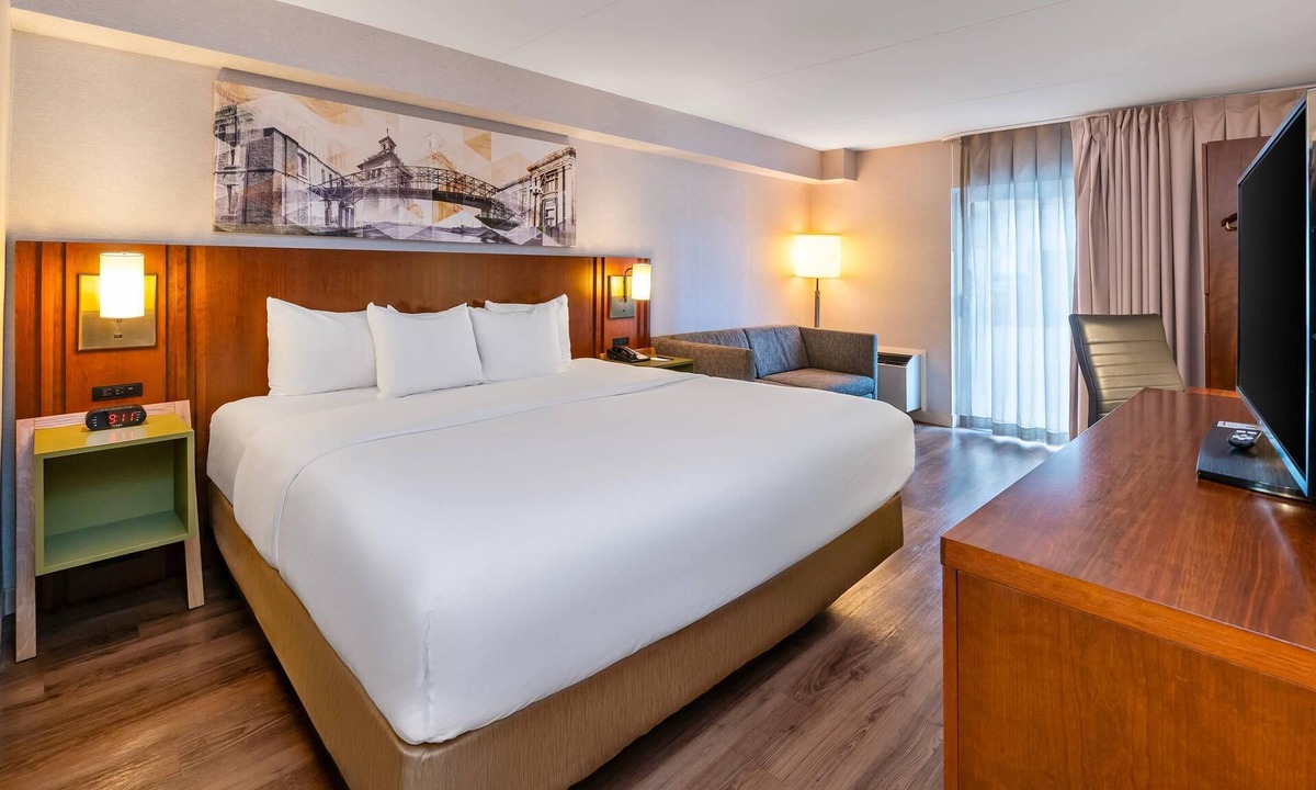 Hamilton Hotel | Comfort Inn Hamilton - Stoney Creek