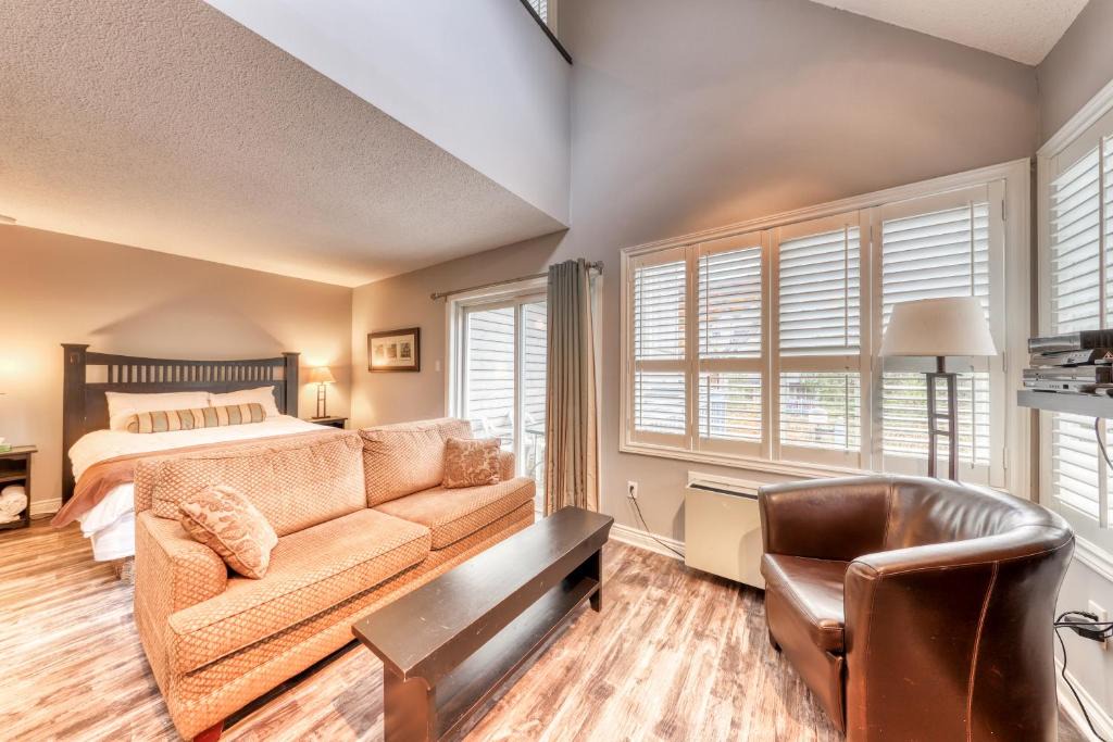 Craigleith Hotel | Condo 310 at North Creek Resort