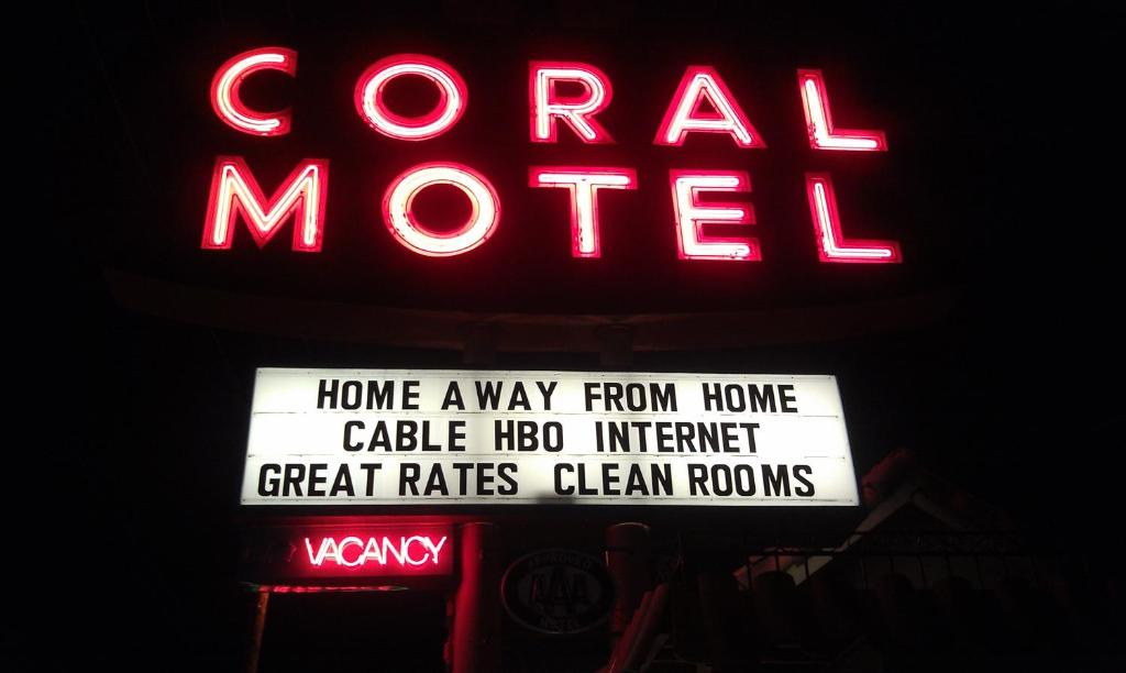 Biggs Field Hotel | Coral Motel