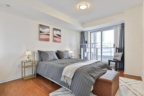 Bay Cloverhill House | Cozy 1BR Condo with Balcony and Parking