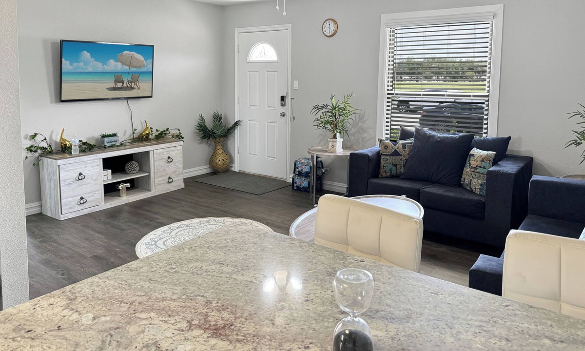 Mesquite House | Cozy 3-Bed/2Bath House, 15 minutes from Downtown Dallas