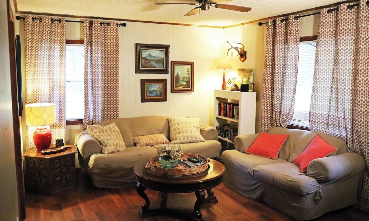 Drasco Cottage | Cozy Greers Ferry Cottage - Fishing, Golf, & Boating