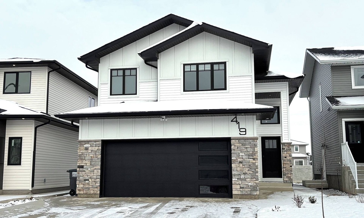 Saskatoon House | Cozy Heaven